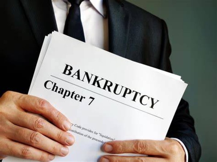Does a bankruptcy ever come off your record?