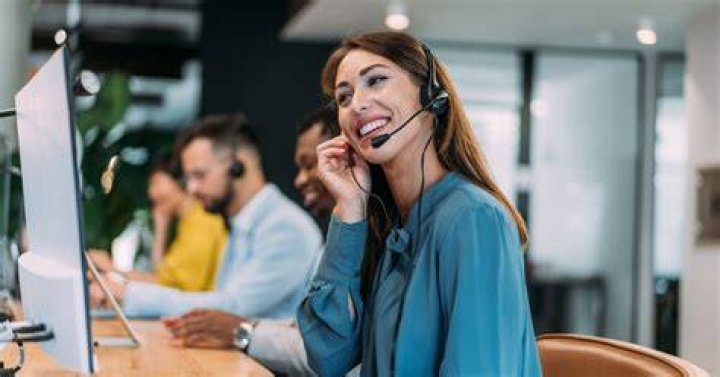 What is call center agent?